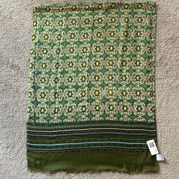 Anthropologie x Vismaya Green Patterned Bohemian Scarf Wrap! - Picture 10 of 15